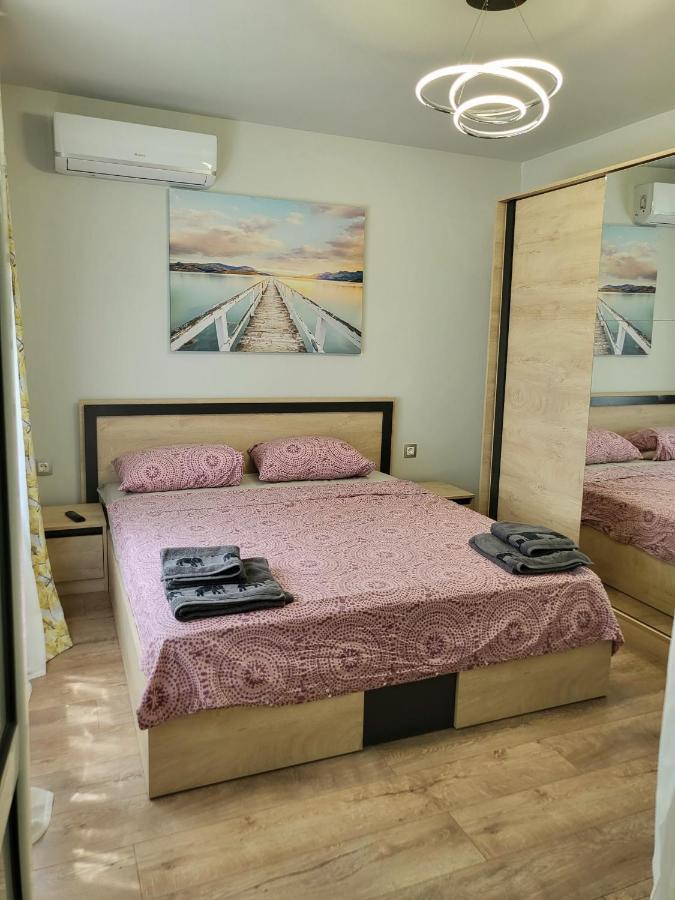 Relax 3&4 *